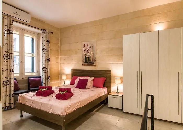 Gb Suites - Triplex Apartment
