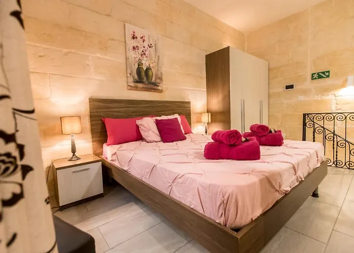 Gb Suites - Triplex Apartment